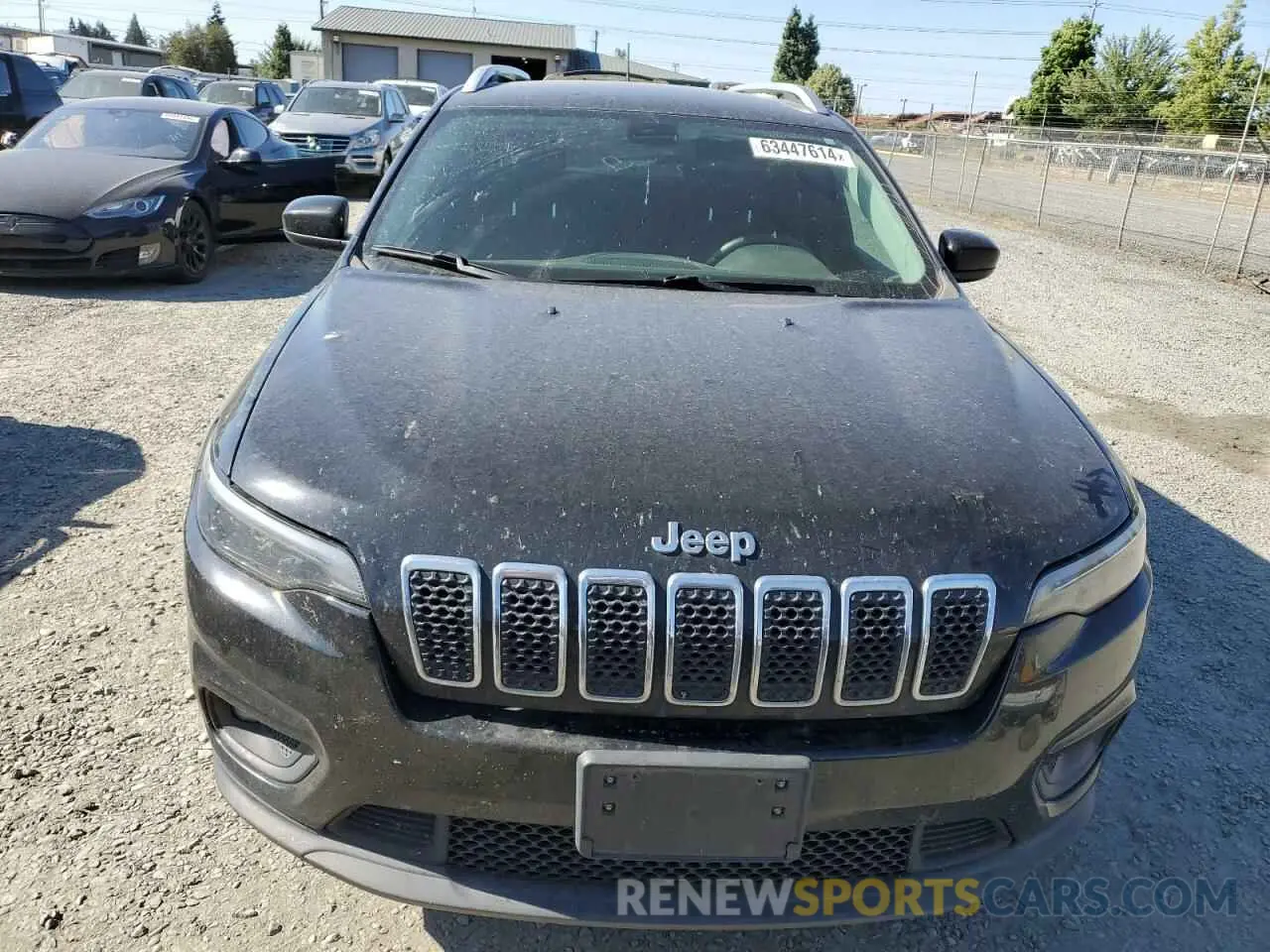 5 Photograph of a damaged car 1C4PJMCB0KD124765 JEEP GRAND CHER 2019