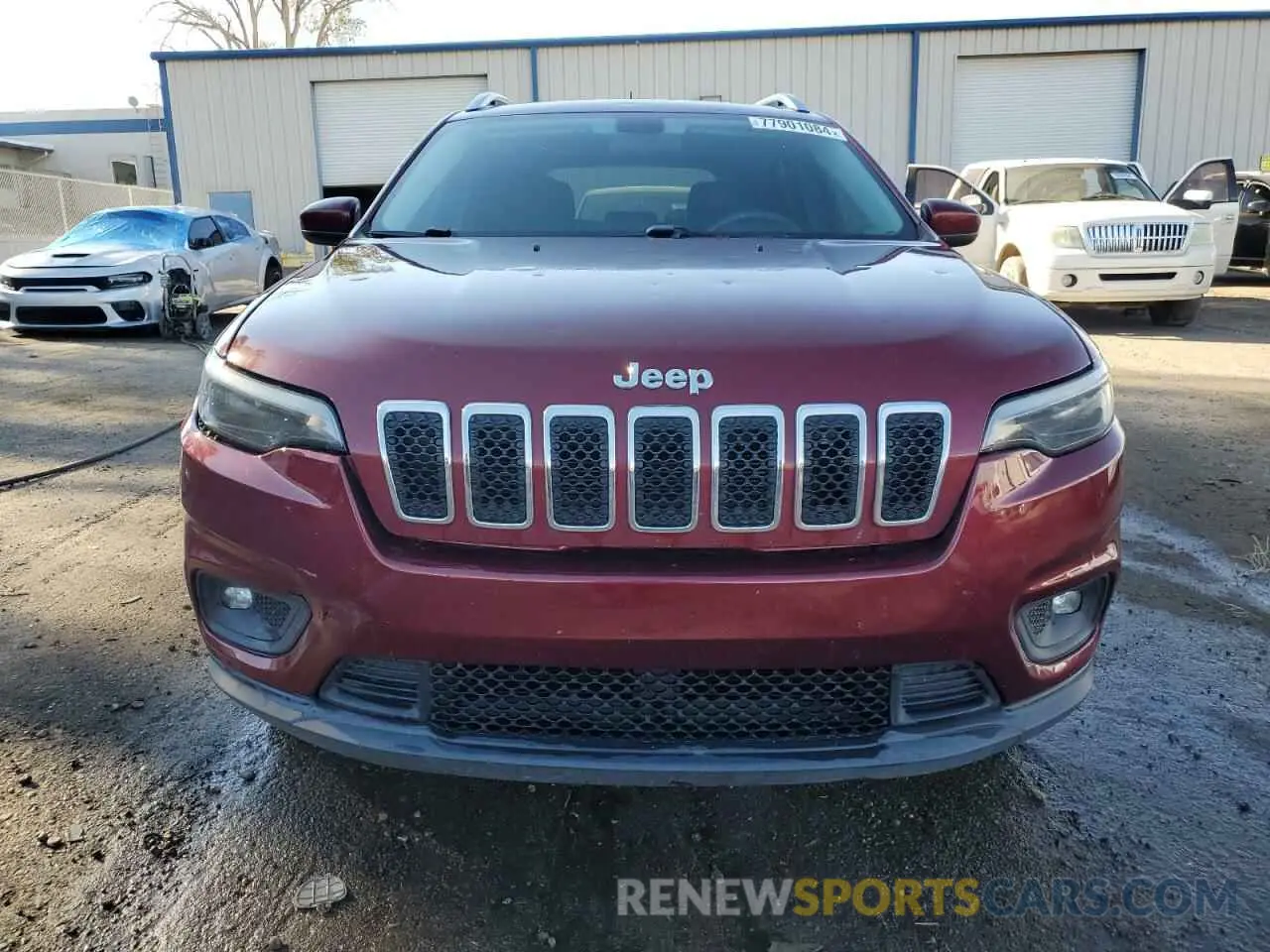 5 Photograph of a damaged car 1C4PJMCB0KD140030 JEEP GRAND CHER 2019