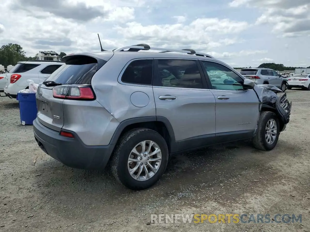 3 Photograph of a damaged car 1C4PJMCB0KD283723 JEEP GRAND CHER 2019