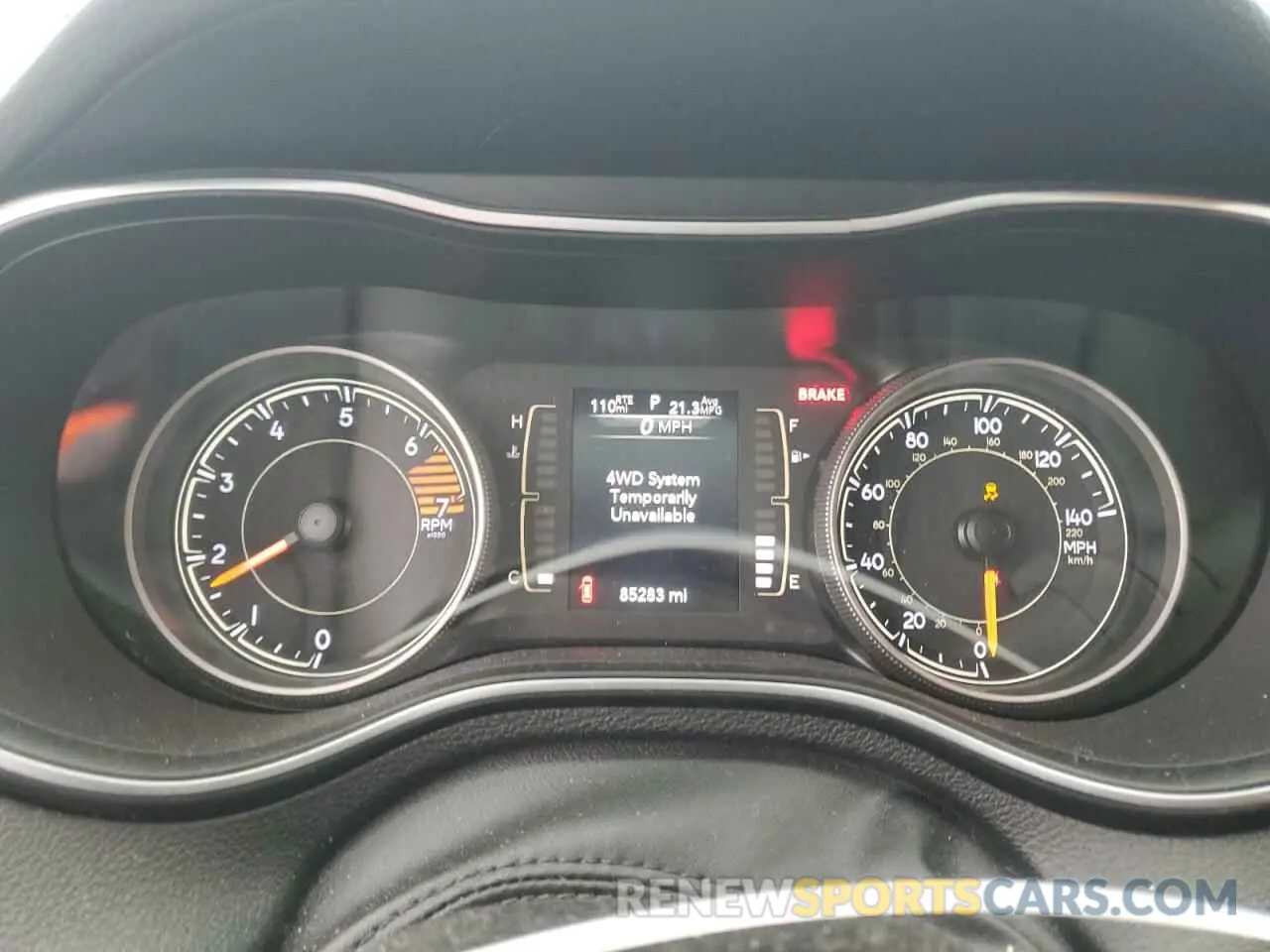 9 Photograph of a damaged car 1C4PJMCB0KD283723 JEEP GRAND CHER 2019