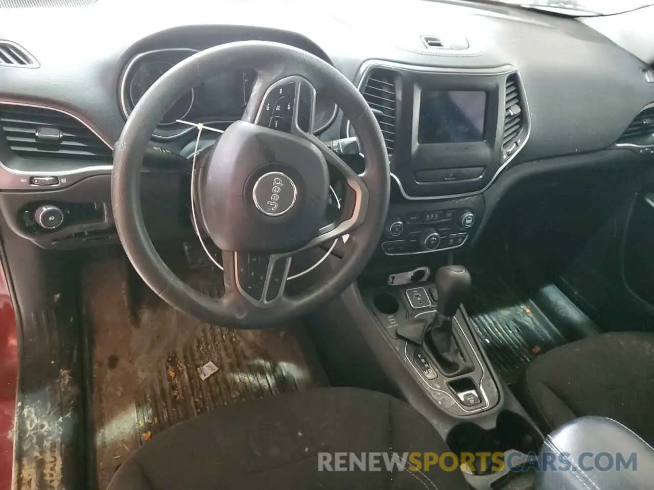 8 Photograph of a damaged car 1C4PJMCB1KD363063 JEEP GRAND CHER 2019
