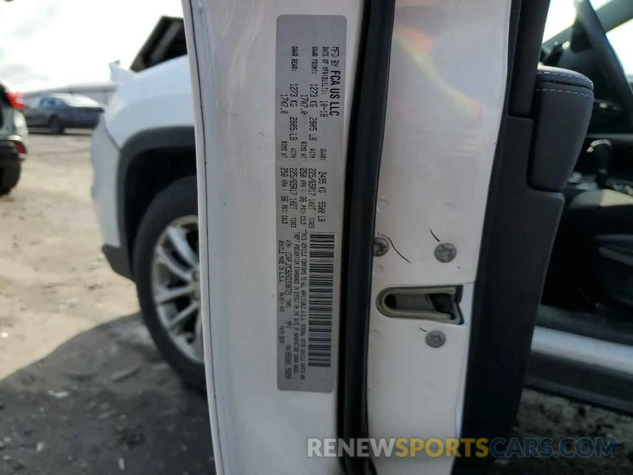13 Photograph of a damaged car 1C4PJMCB2KD330721 JEEP GRAND CHER 2019
