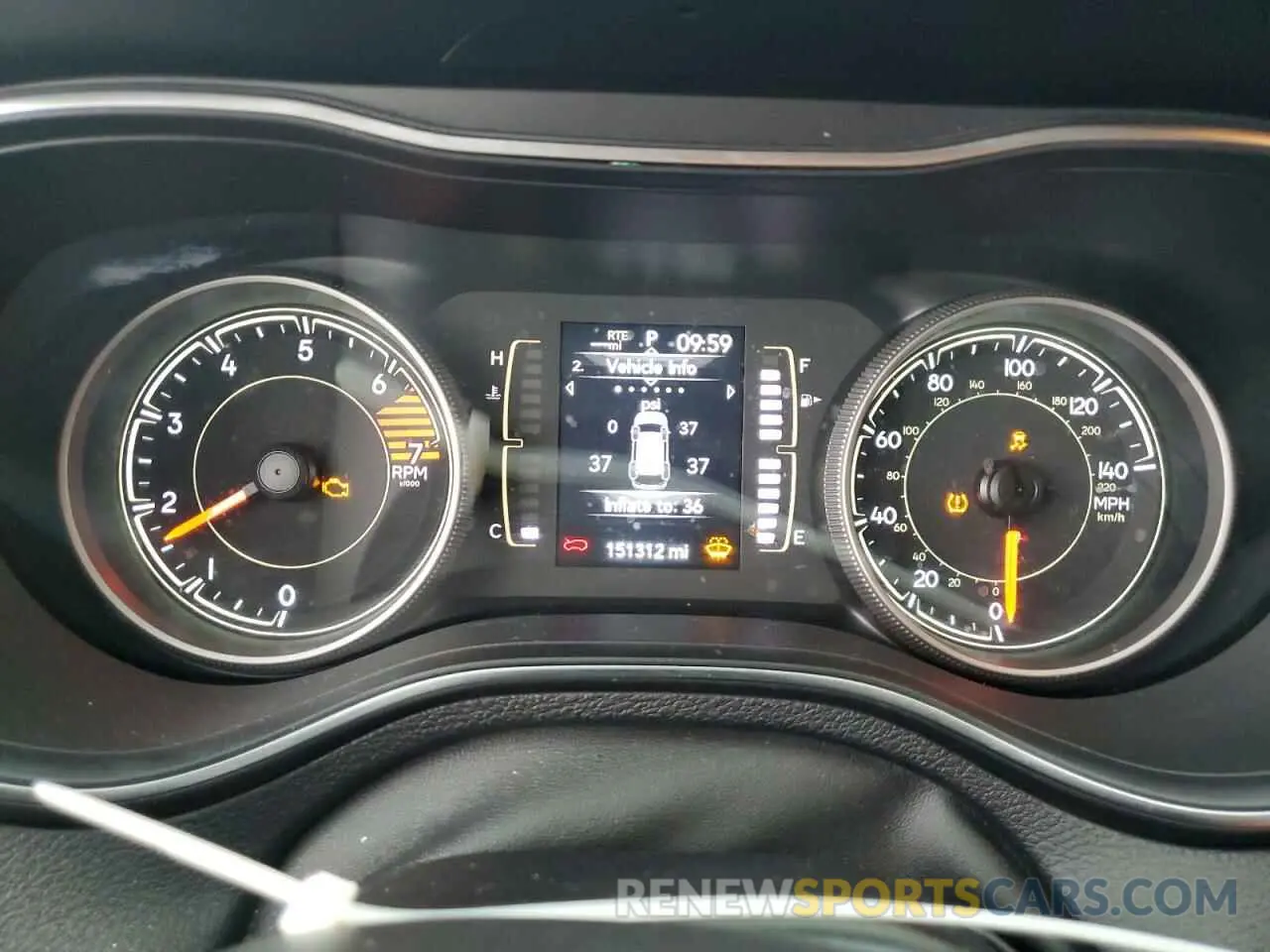 9 Photograph of a damaged car 1C4PJMCB3KD210488 JEEP GRAND CHER 2019