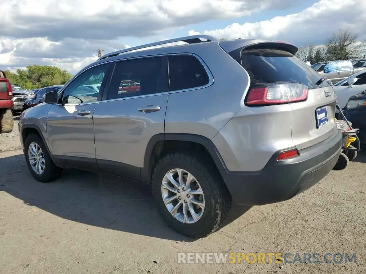 2 Photograph of a damaged car 1C4PJMCB5KD212730 JEEP GRAND CHER 2019