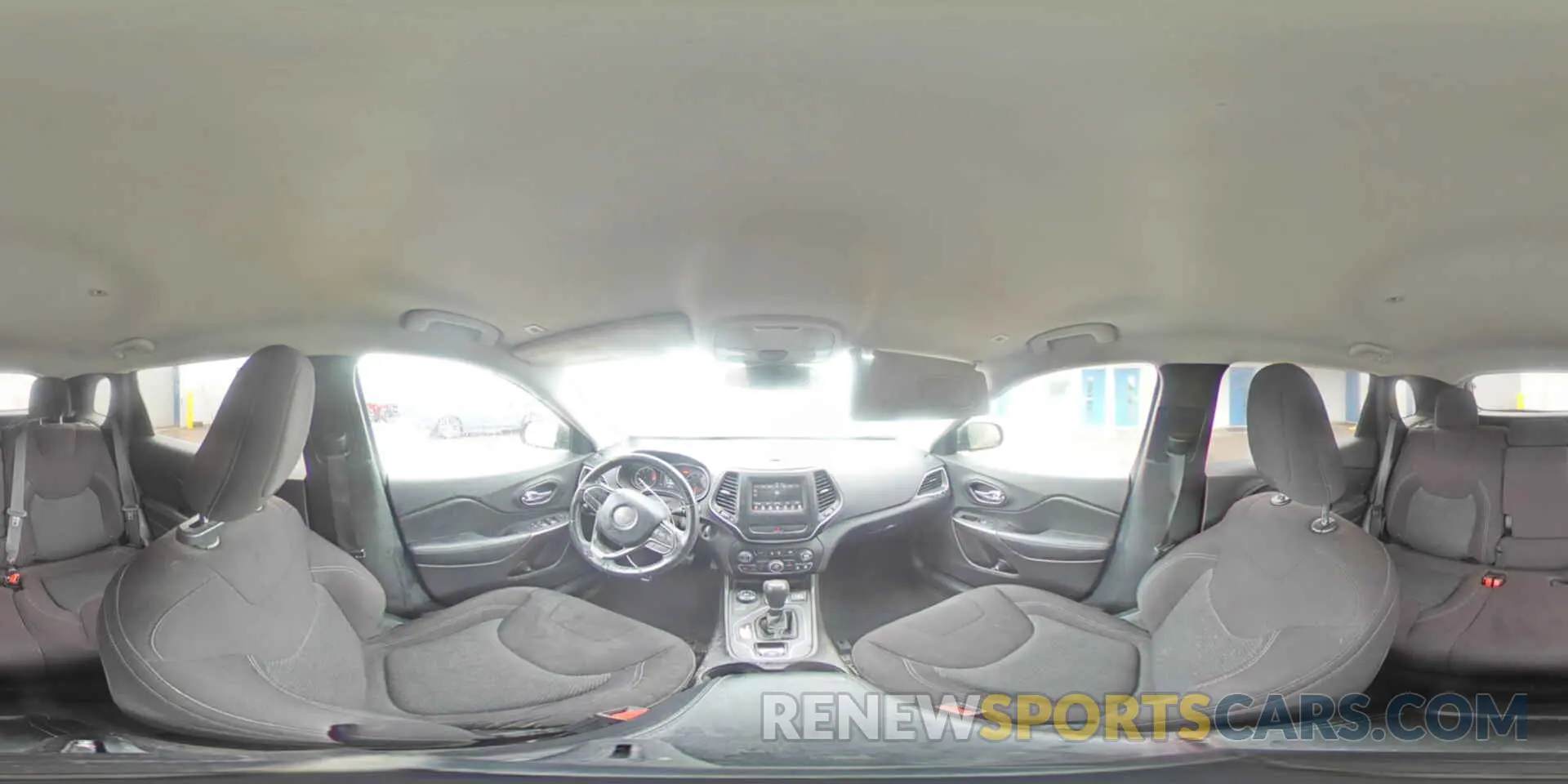 15 Photograph of a damaged car 1C4PJMCB5KD315243 JEEP GRAND CHER 2019