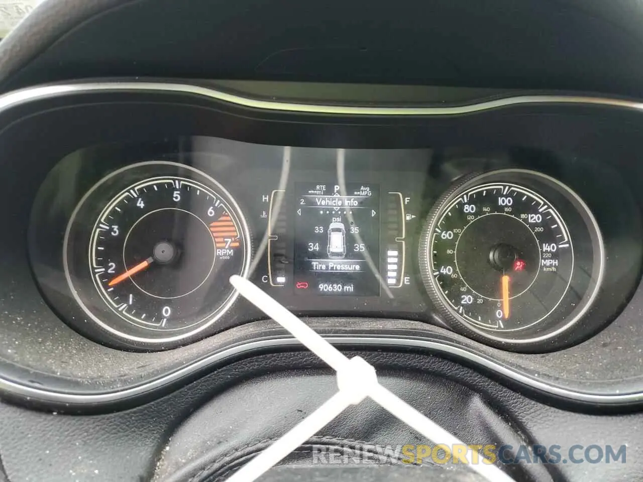 9 Photograph of a damaged car 1C4PJMCB5KD315243 JEEP GRAND CHER 2019