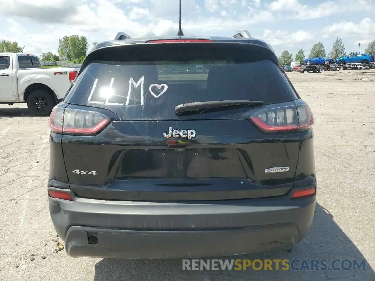 6 Photograph of a damaged car 1C4PJMCB8KD212964 JEEP GRAND CHER 2019
