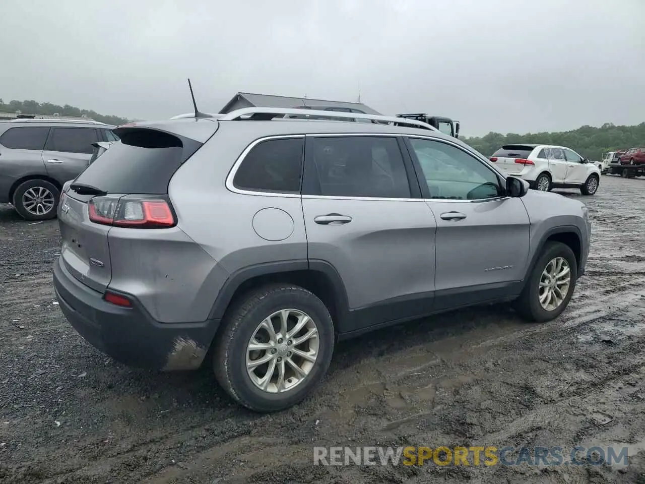 3 Photograph of a damaged car 1C4PJMCB8KD400125 JEEP GRAND CHER 2019