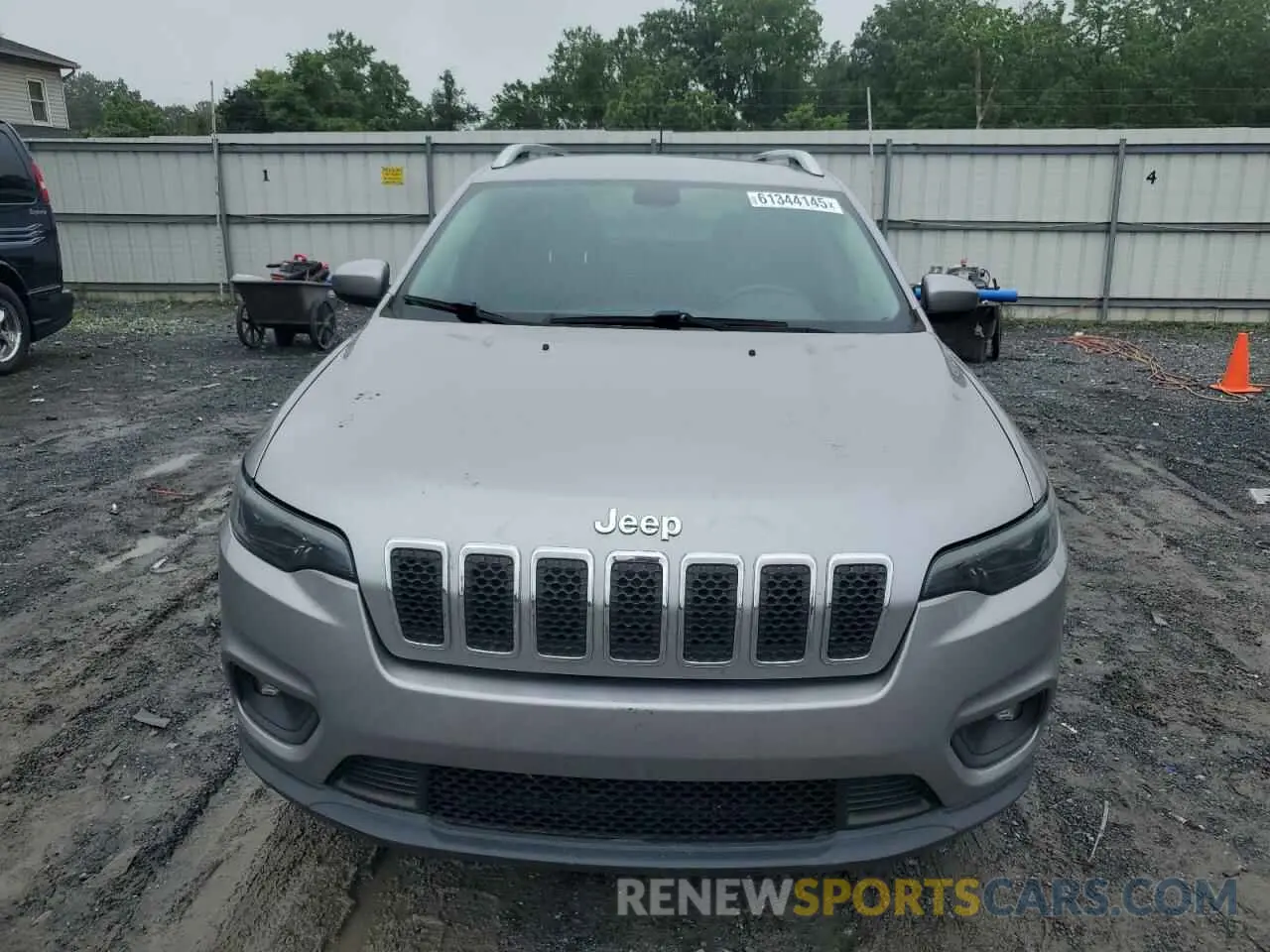 5 Photograph of a damaged car 1C4PJMCB8KD400125 JEEP GRAND CHER 2019