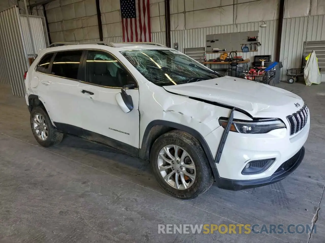 4 Photograph of a damaged car 1C4PJMCB9KD158249 JEEP GRAND CHER 2019