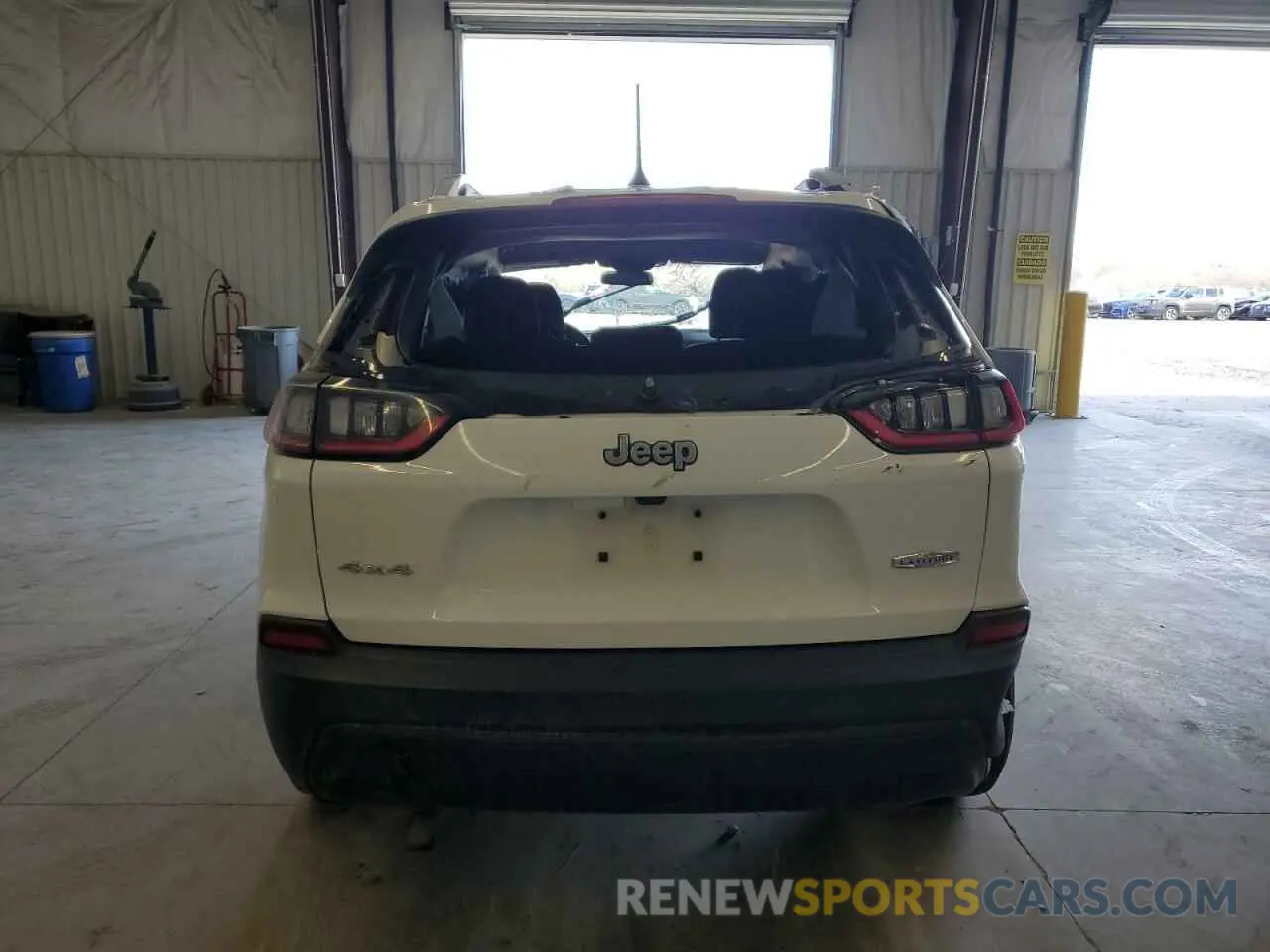 6 Photograph of a damaged car 1C4PJMCB9KD158249 JEEP GRAND CHER 2019