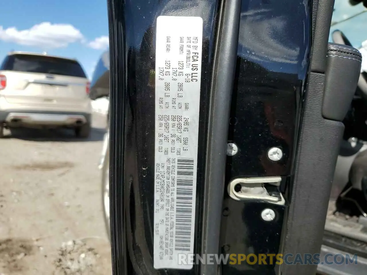 13 Photograph of a damaged car 1C4PJMCBXKD240104 JEEP GRAND CHER 2019