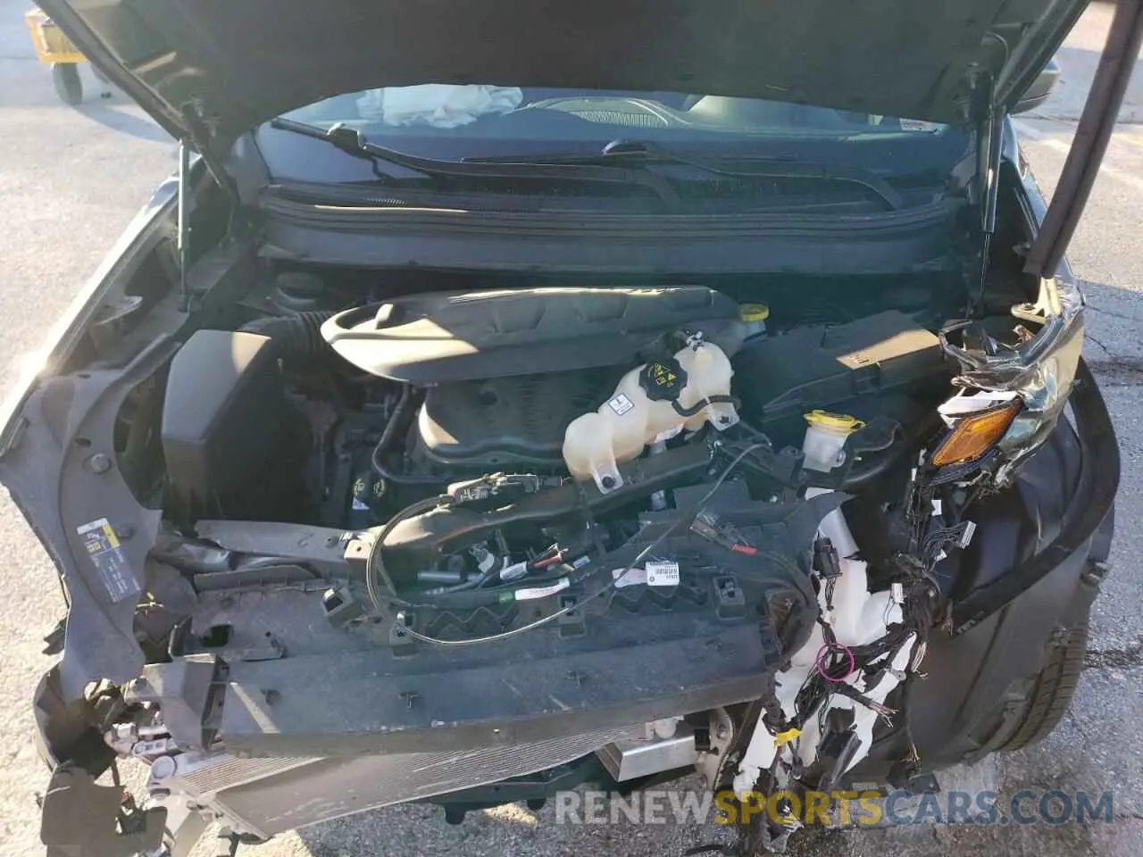 13 Photograph of a damaged car 1C4PJMCX0KD113213 JEEP GRAND CHER 2019