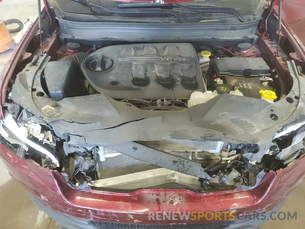 12 Photograph of a damaged car 1C4PJMCX0KD156840 JEEP GRAND CHER 2019