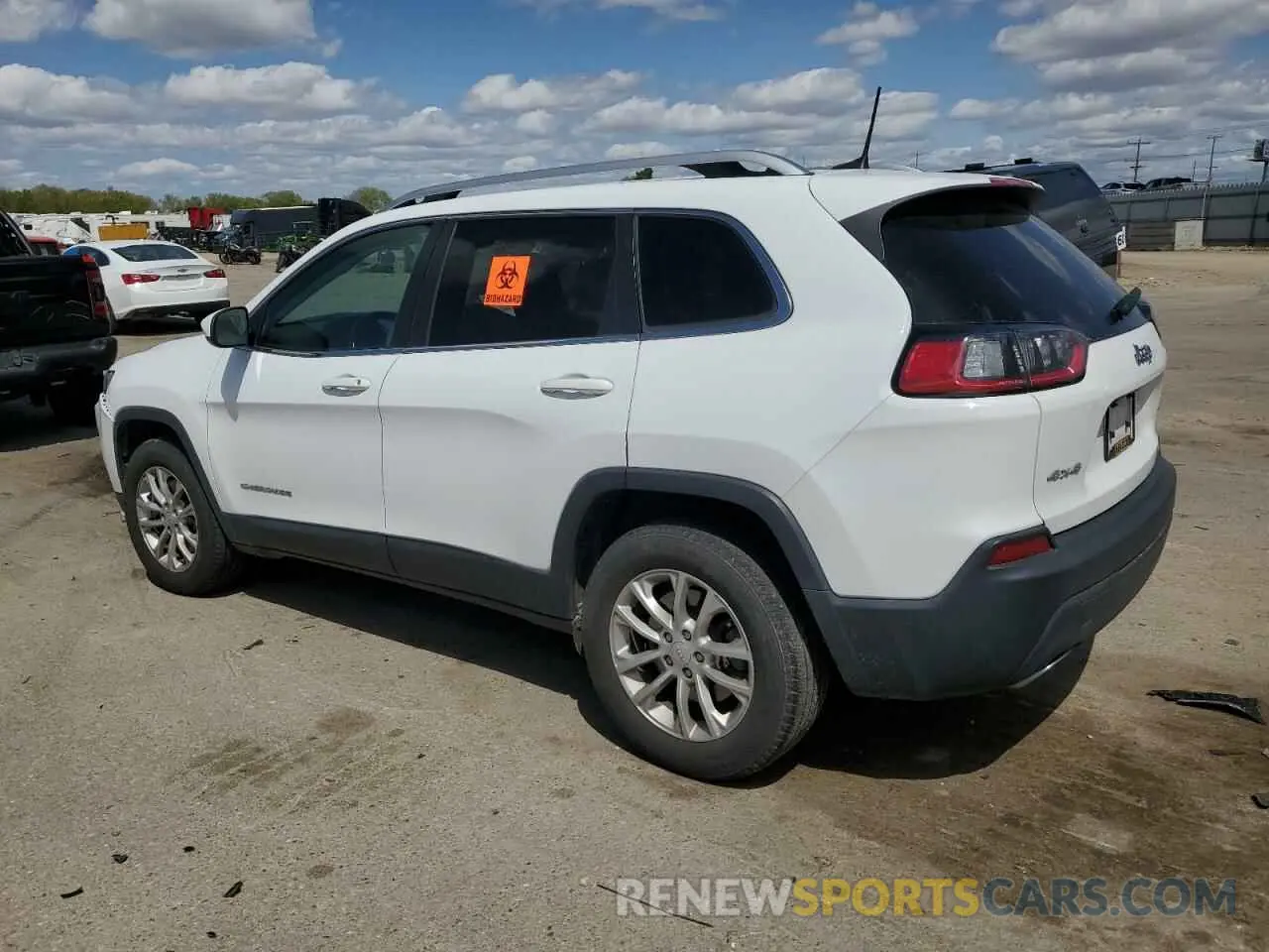 2 Photograph of a damaged car 1C4PJMCX2KD315664 JEEP GRAND CHER 2019