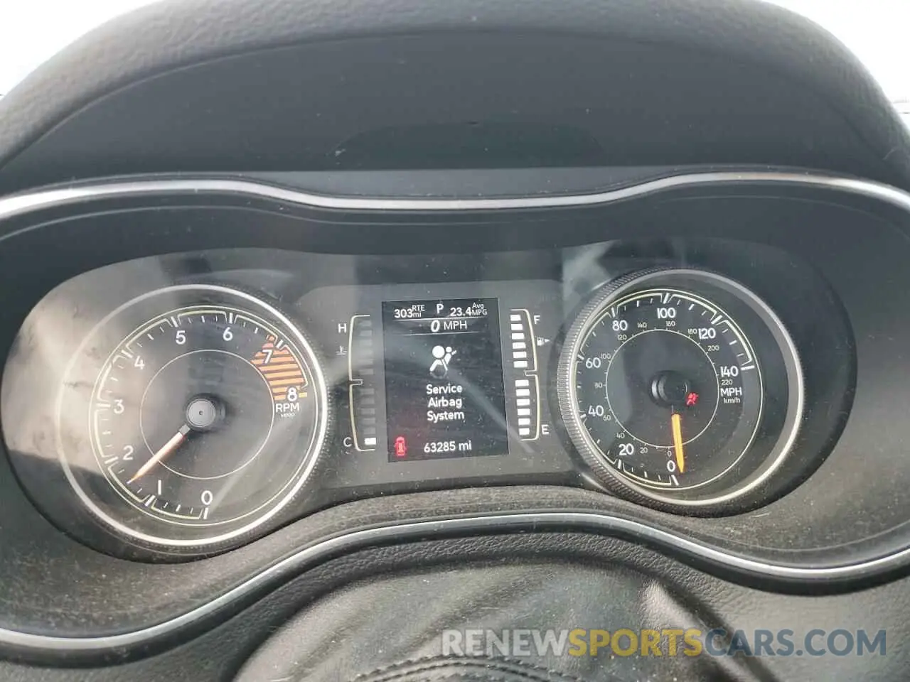 9 Photograph of a damaged car 1C4PJMCX2KD315664 JEEP GRAND CHER 2019