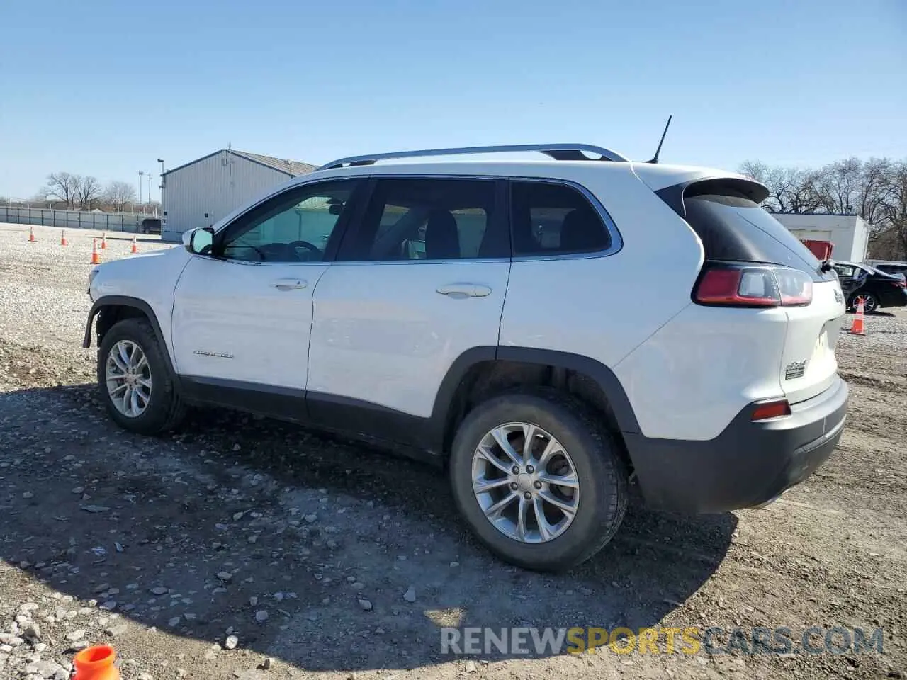 2 Photograph of a damaged car 1C4PJMCX5KD172807 JEEP GRAND CHER 2019
