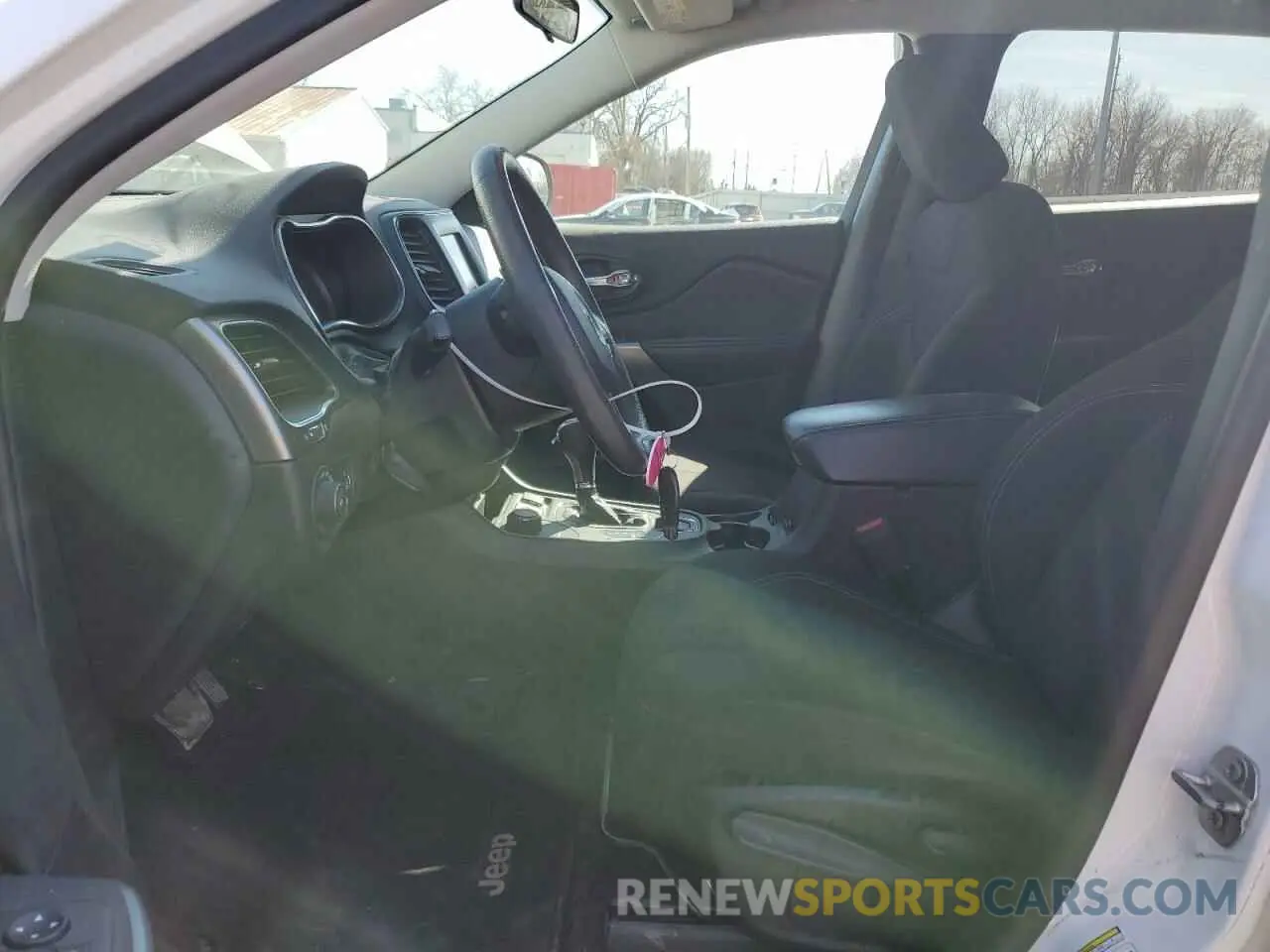 7 Photograph of a damaged car 1C4PJMCX5KD172807 JEEP GRAND CHER 2019