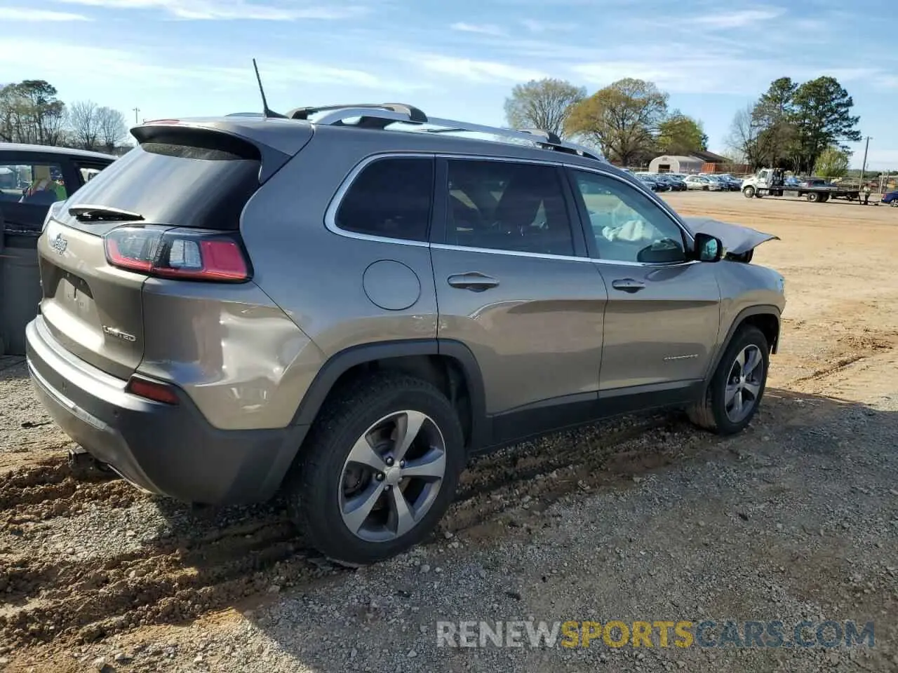 3 Photograph of a damaged car 1C4PJMDN0KD142577 JEEP GRAND CHER 2019
