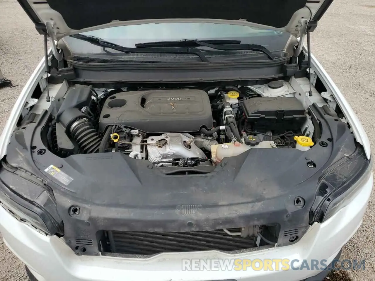 12 Photograph of a damaged car 1C4PJMDN0KD211509 JEEP GRAND CHER 2019