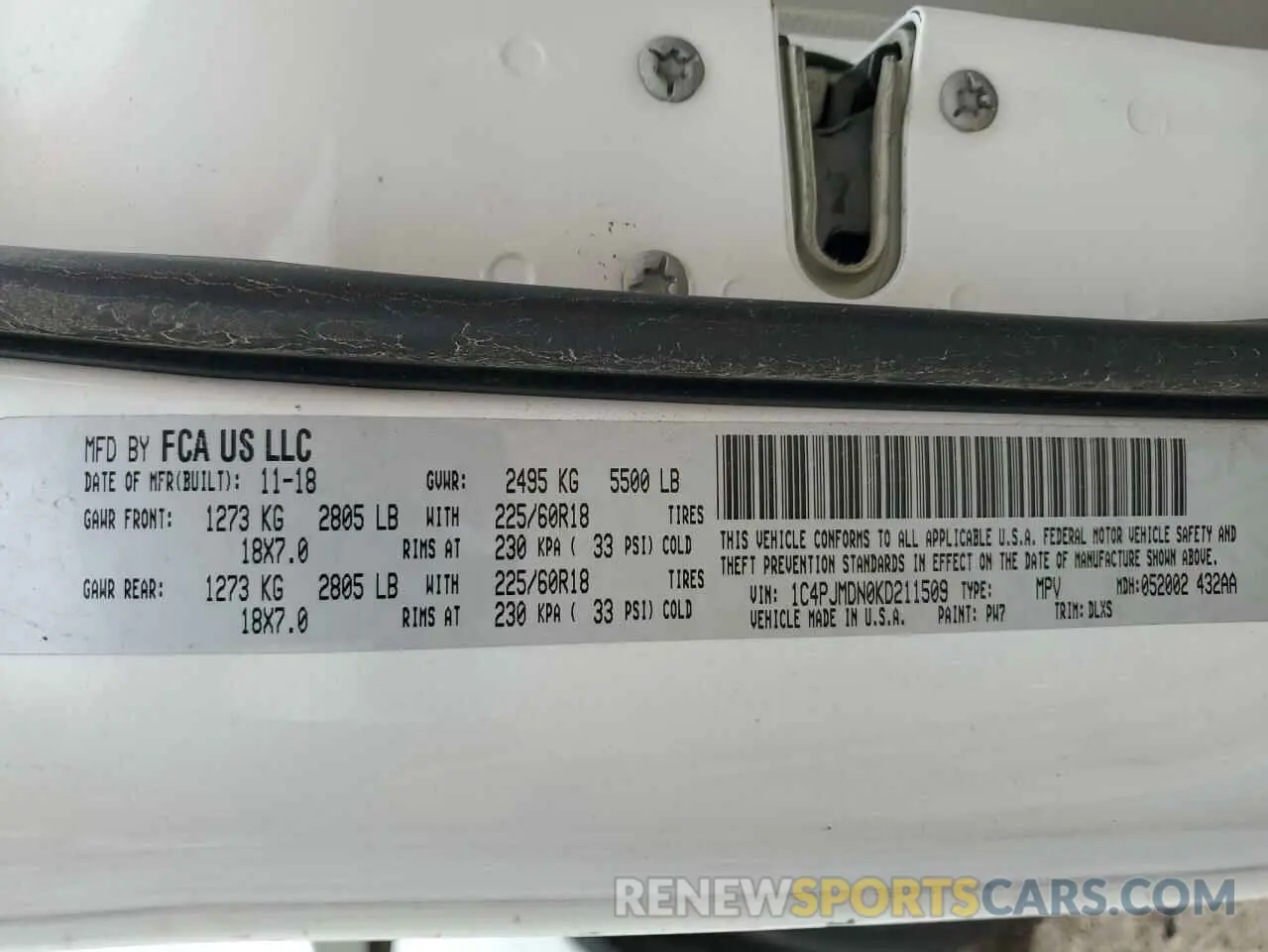 13 Photograph of a damaged car 1C4PJMDN0KD211509 JEEP GRAND CHER 2019