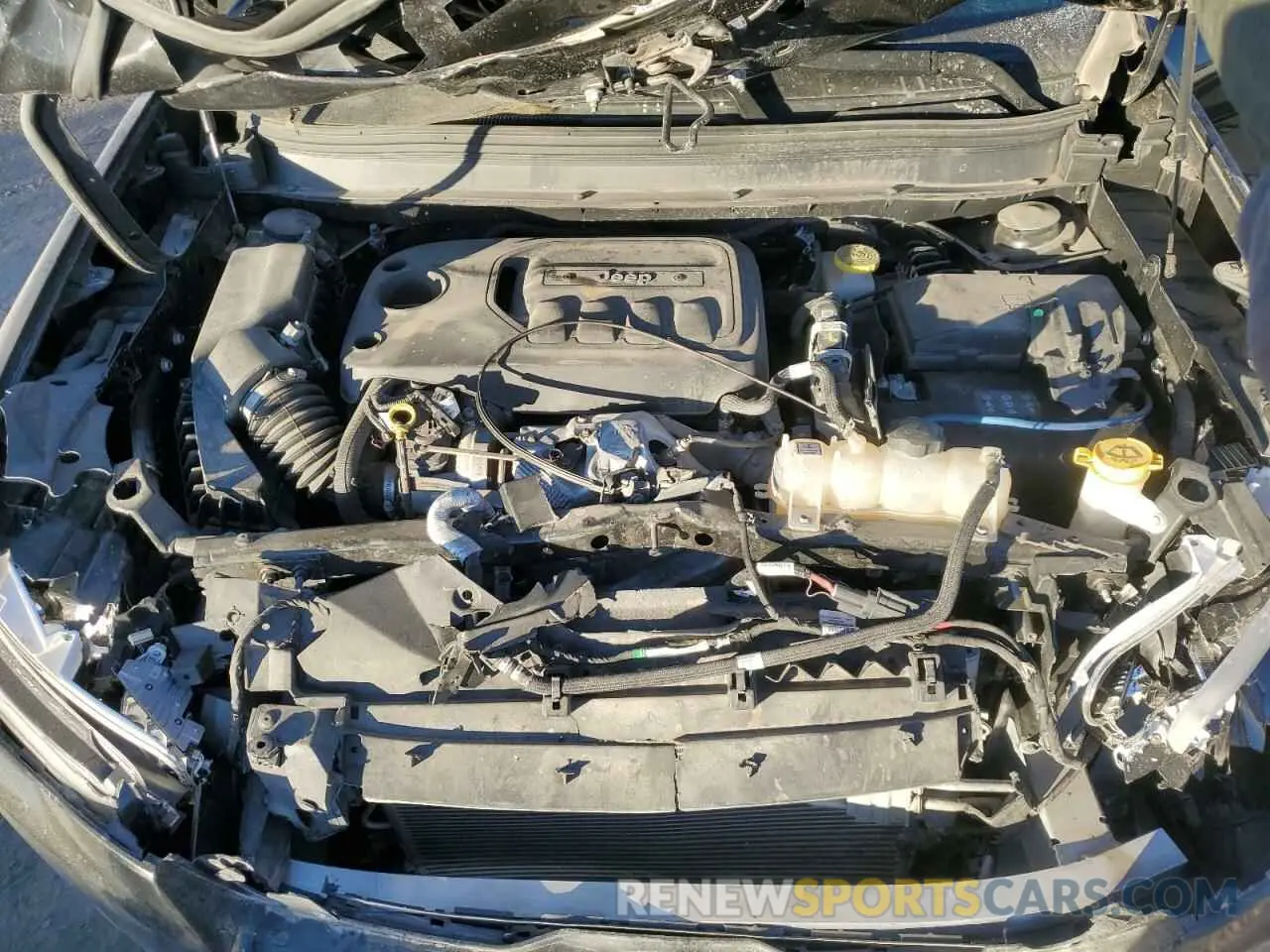 13 Photograph of a damaged car 1C4PJMDN0KD291846 JEEP GRAND CHER 2019