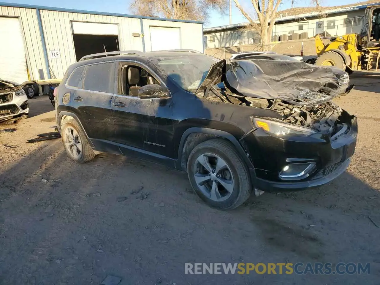 4 Photograph of a damaged car 1C4PJMDN0KD291846 JEEP GRAND CHER 2019