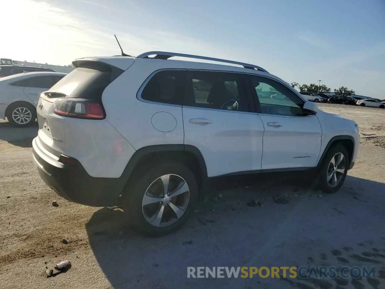3 Photograph of a damaged car 1C4PJMDN1KD117395 JEEP GRAND CHER 2019