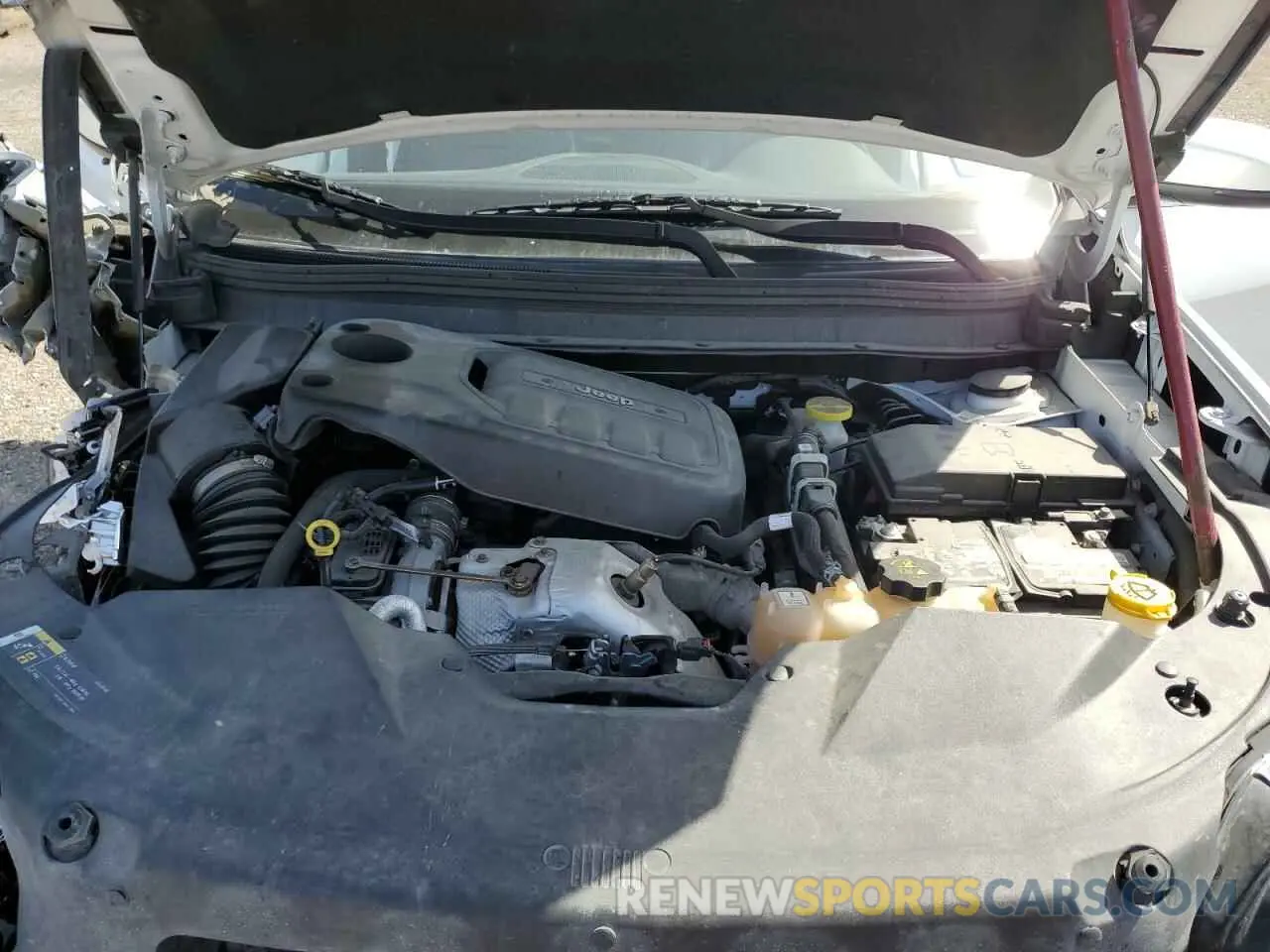 12 Photograph of a damaged car 1C4PJMDN1KD167326 JEEP GRAND CHER 2019