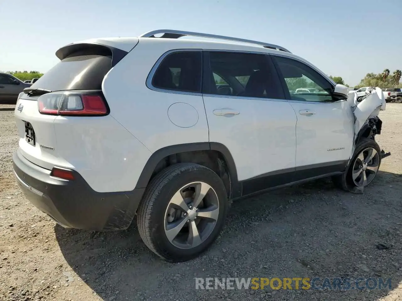3 Photograph of a damaged car 1C4PJMDN1KD167326 JEEP GRAND CHER 2019