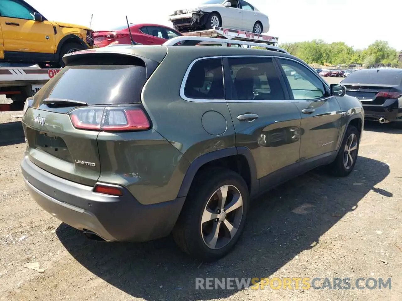 3 Photograph of a damaged car 1C4PJMDN1KD292343 JEEP GRAND CHER 2019