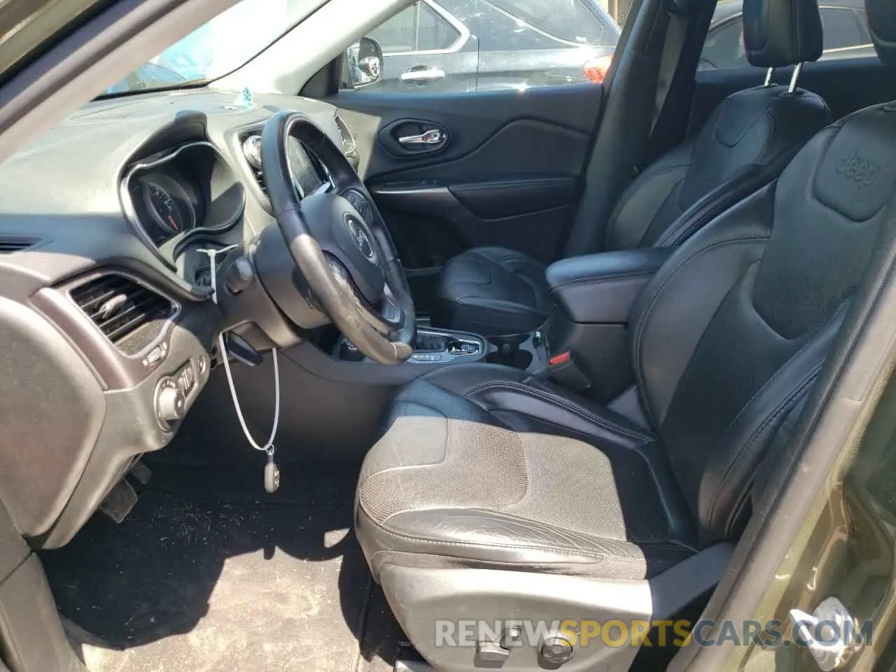 7 Photograph of a damaged car 1C4PJMDN1KD292343 JEEP GRAND CHER 2019