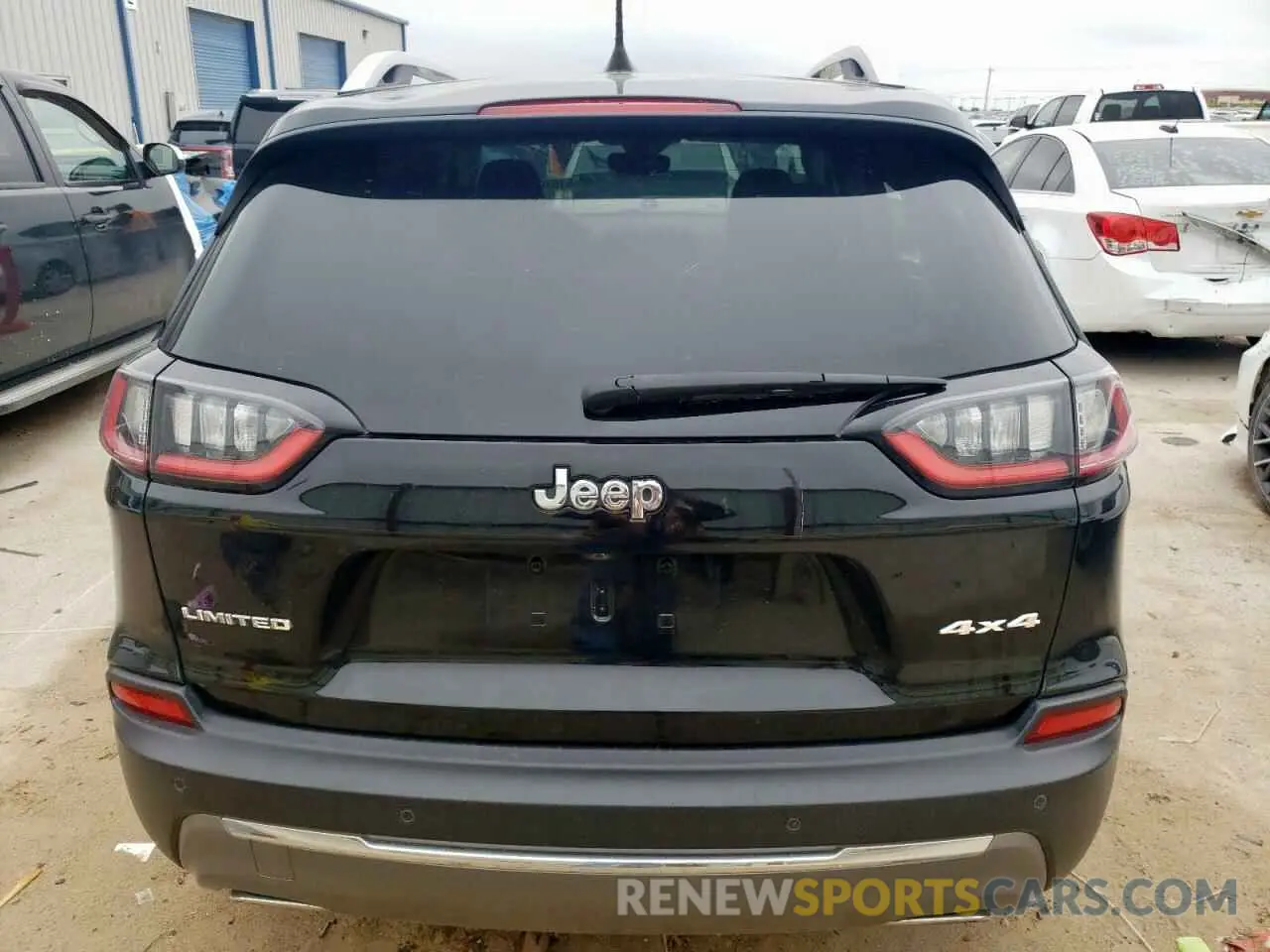 6 Photograph of a damaged car 1C4PJMDN2KD124128 JEEP GRAND CHER 2019