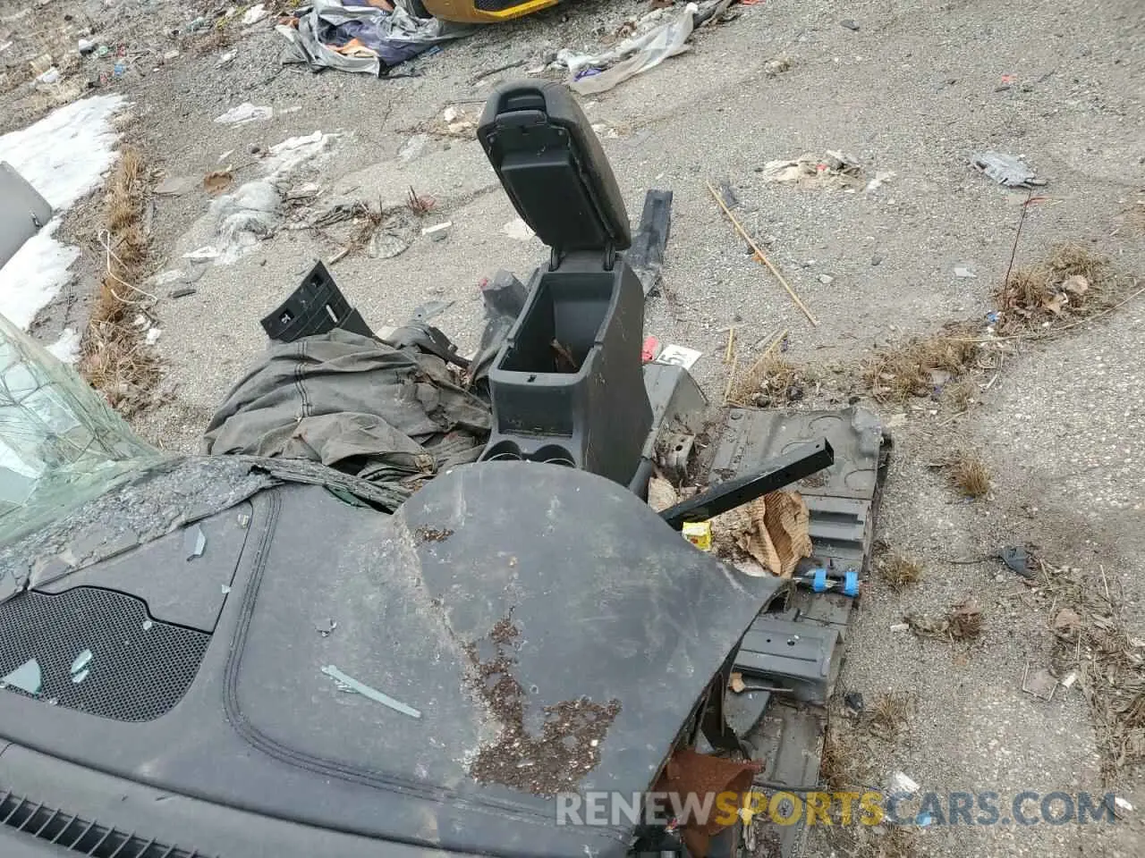 10 Photograph of a damaged car 1C4PJMDN5KD168575 JEEP GRAND CHER 2019
