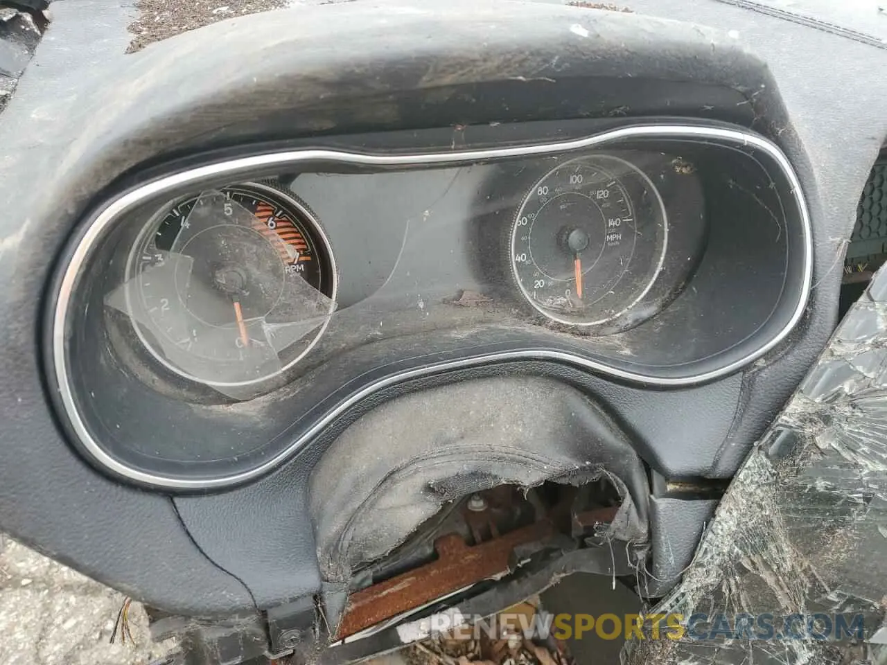 9 Photograph of a damaged car 1C4PJMDN5KD168575 JEEP GRAND CHER 2019