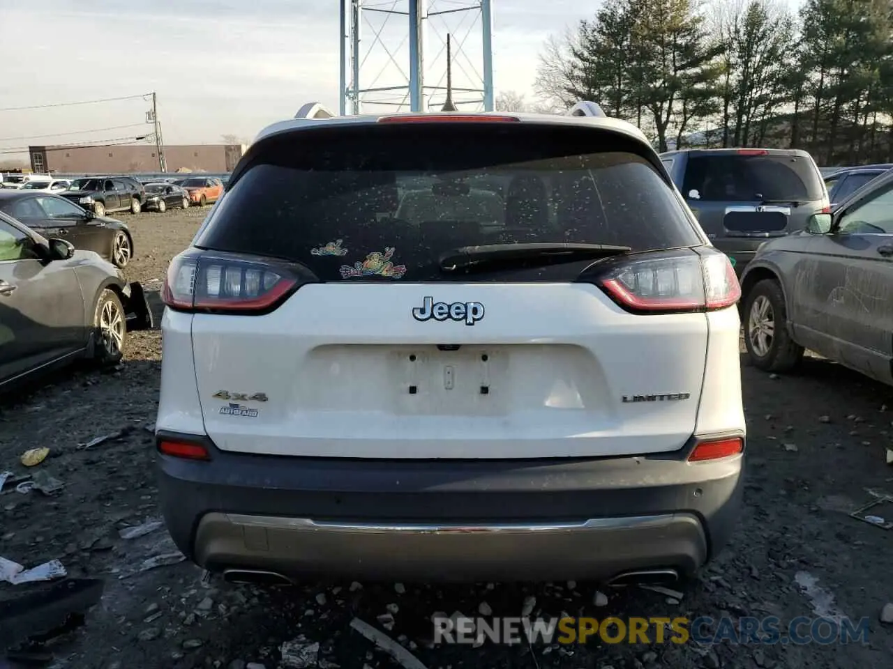 6 Photograph of a damaged car 1C4PJMDN5KD213109 JEEP GRAND CHER 2019