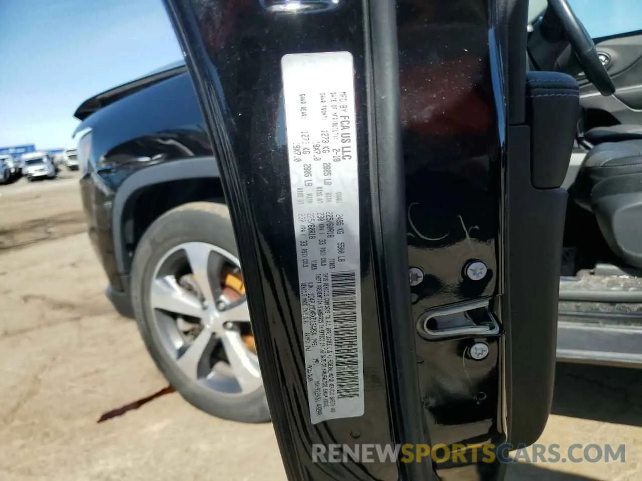 13 Photograph of a damaged car 1C4PJMDN6KD134094 JEEP GRAND CHER 2019
