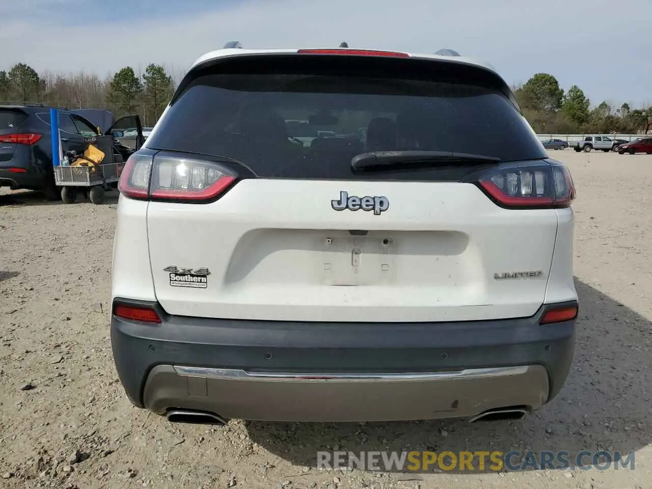 6 Photograph of a damaged car 1C4PJMDN7KD168464 JEEP GRAND CHER 2019