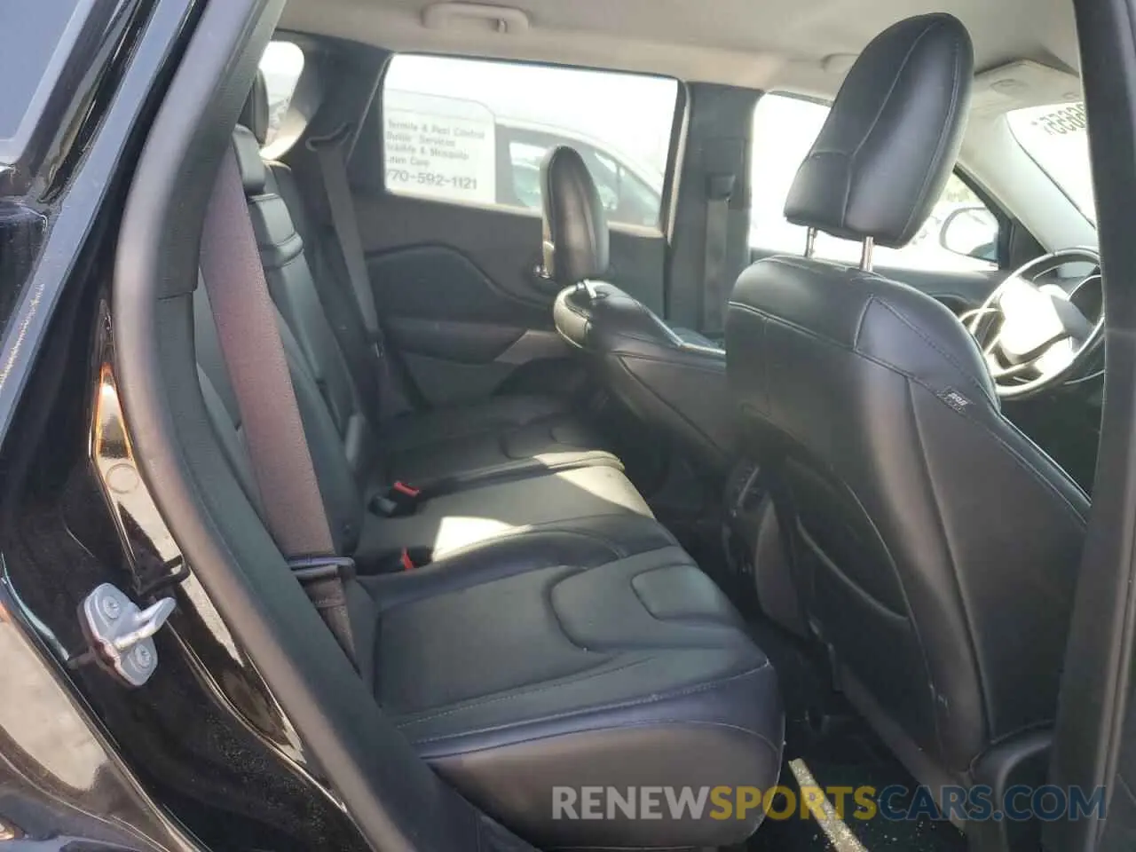 11 Photograph of a damaged car 1C4PJMDN7KD228730 JEEP GRAND CHER 2019