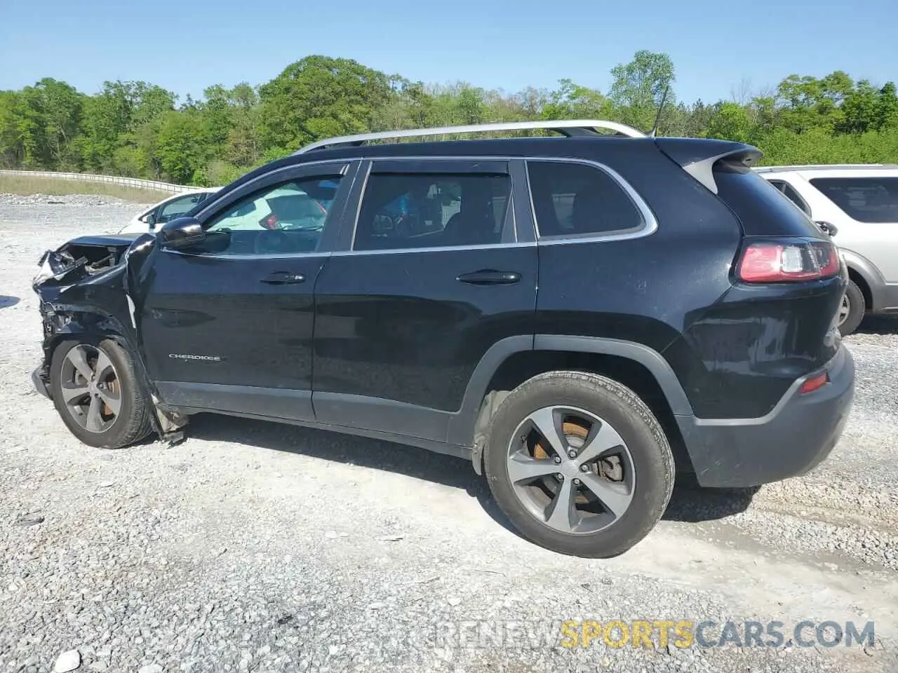 2 Photograph of a damaged car 1C4PJMDN7KD228730 JEEP GRAND CHER 2019