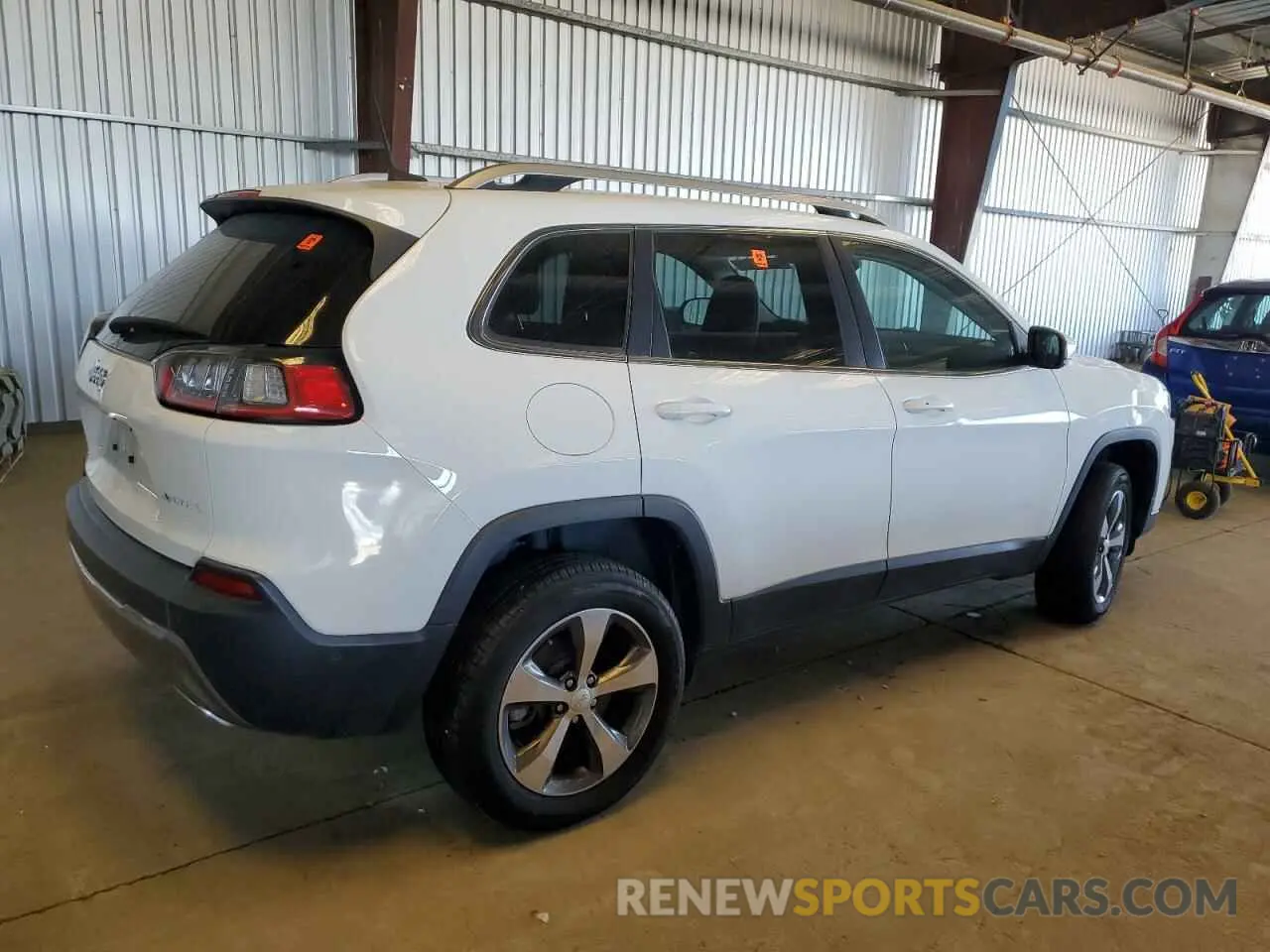 3 Photograph of a damaged car 1C4PJMDN8KD143069 JEEP GRAND CHER 2019