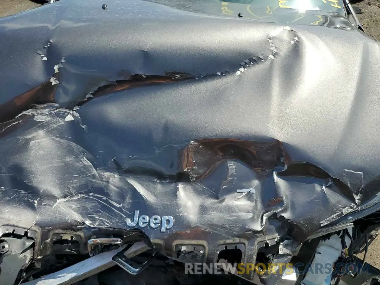 11 Photograph of a damaged car 1C4PJMDN8KD180123 JEEP GRAND CHER 2019