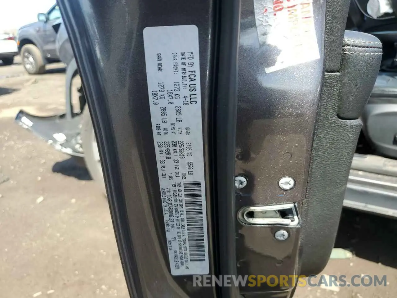 12 Photograph of a damaged car 1C4PJMDN8KD180123 JEEP GRAND CHER 2019