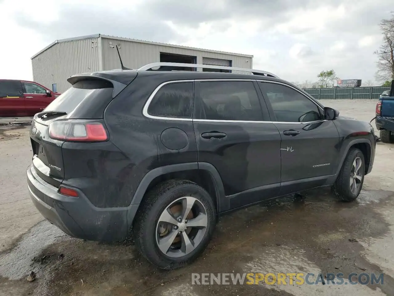 3 Photograph of a damaged car 1C4PJMDN9KD169891 JEEP GRAND CHER 2019