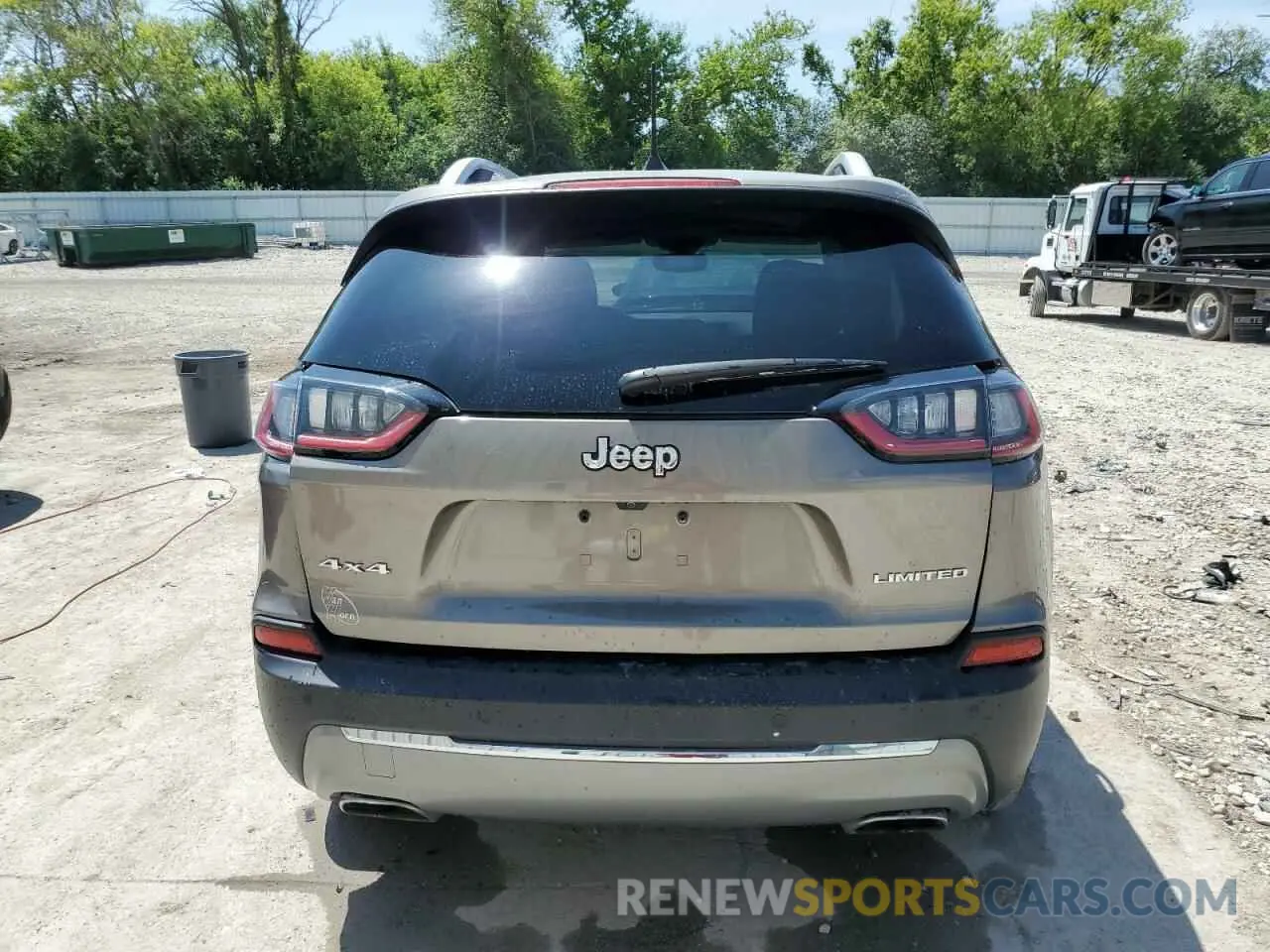 6 Photograph of a damaged car 1C4PJMDNXKD116701 JEEP GRAND CHER 2019