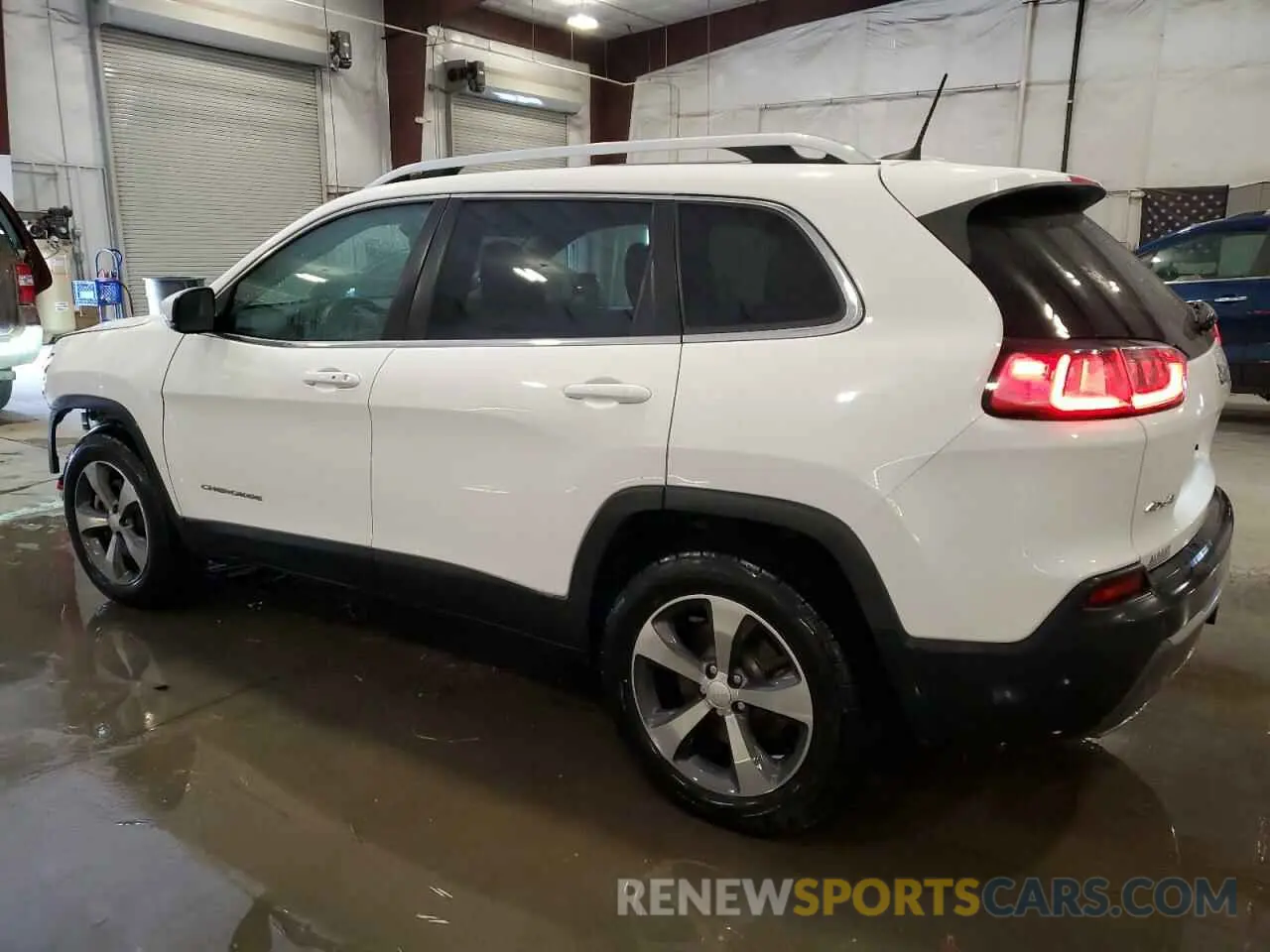 2 Photograph of a damaged car 1C4PJMDNXKD321127 JEEP GRAND CHER 2019