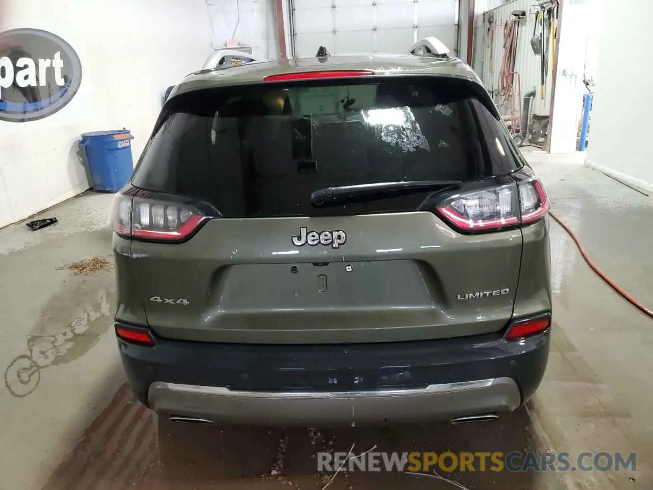 6 Photograph of a damaged car 1C4PJMDX0KD166329 JEEP GRAND CHER 2019