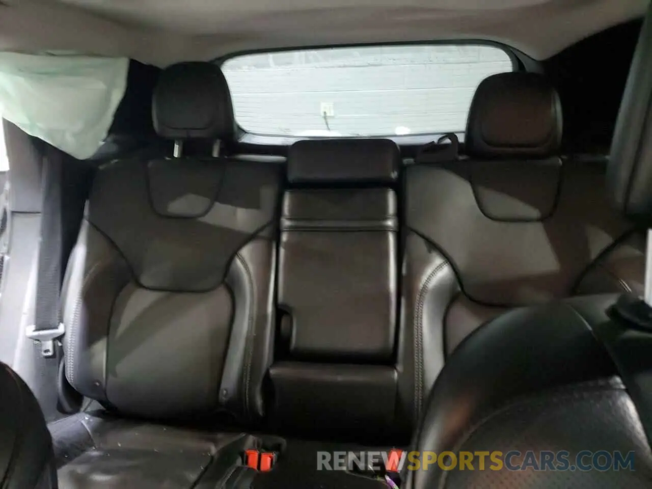 10 Photograph of a damaged car 1C4PJMDX0KD395092 JEEP GRAND CHER 2019