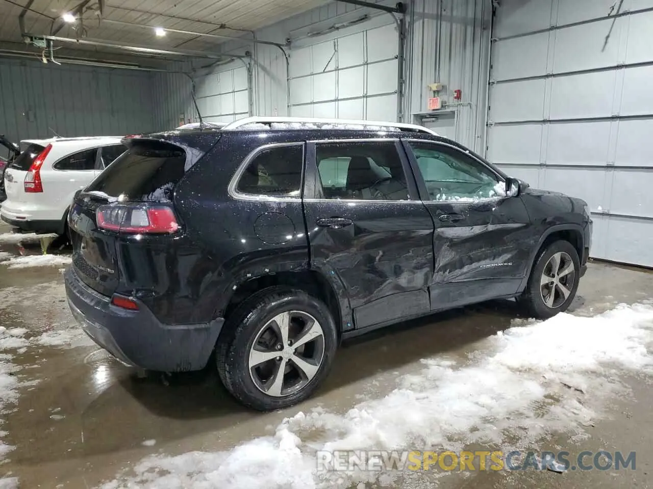3 Photograph of a damaged car 1C4PJMDX0KD395092 JEEP GRAND CHER 2019