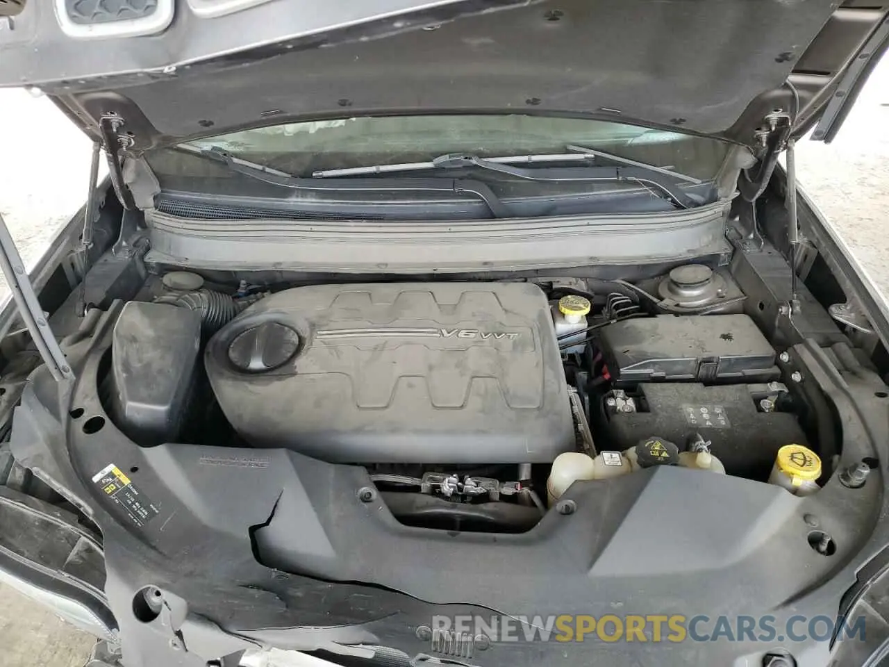 11 Photograph of a damaged car 1C4PJMDX1KD294577 JEEP GRAND CHER 2019